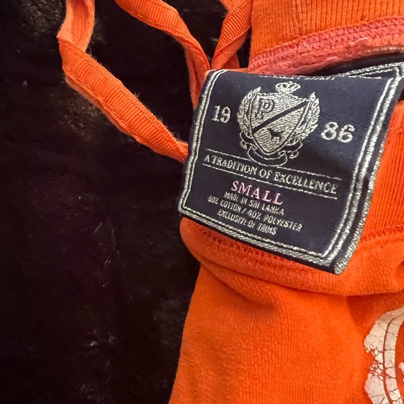 Women Victoria Secret Pink jogging suit in orange. Good condition, price to sell - Picture 3 of 5